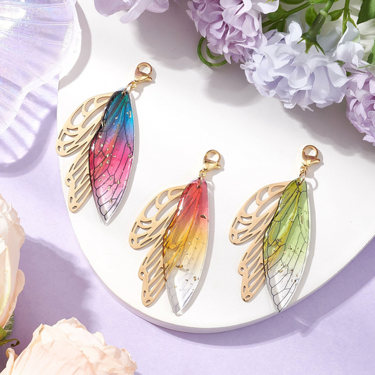 Fashionable butterfly-wing resin pendant, bag hook, keychain