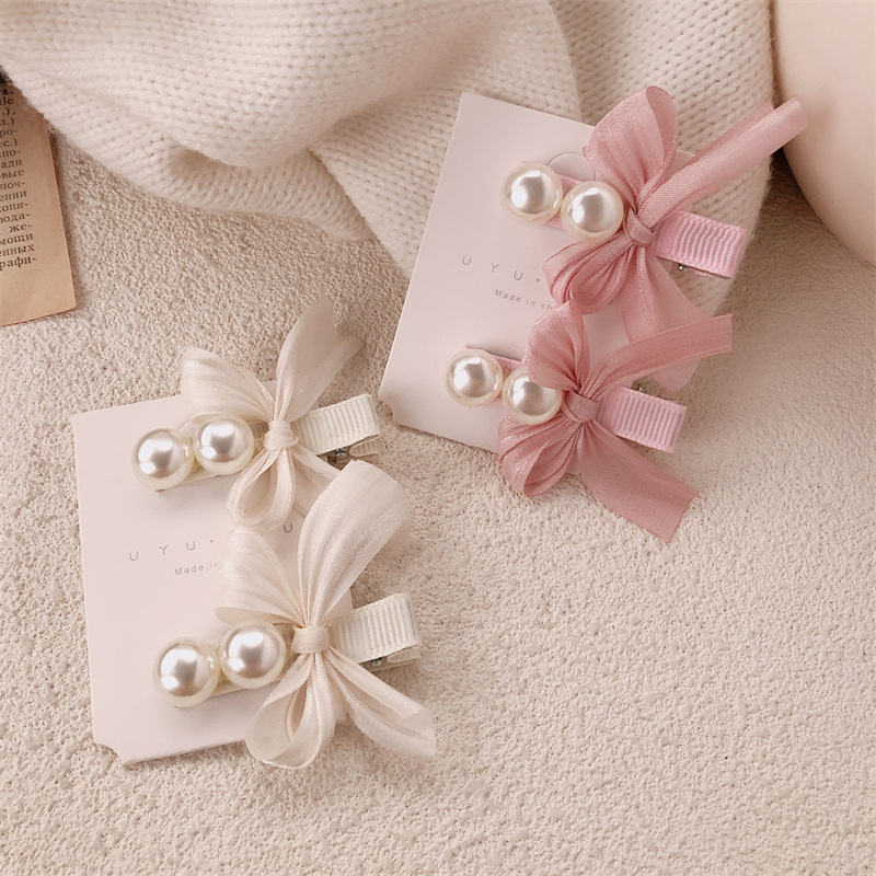 Bow hair clip, sweet and cute girly side hair clip, bangs clip, creamy sweet girl style hair accessory
