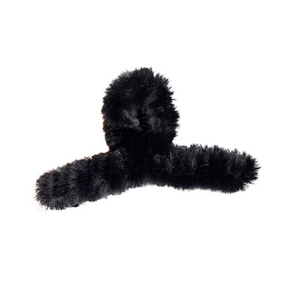 Large plush hair clip for women, perfect for autumn and winter updos, a new style of shark hair clip.