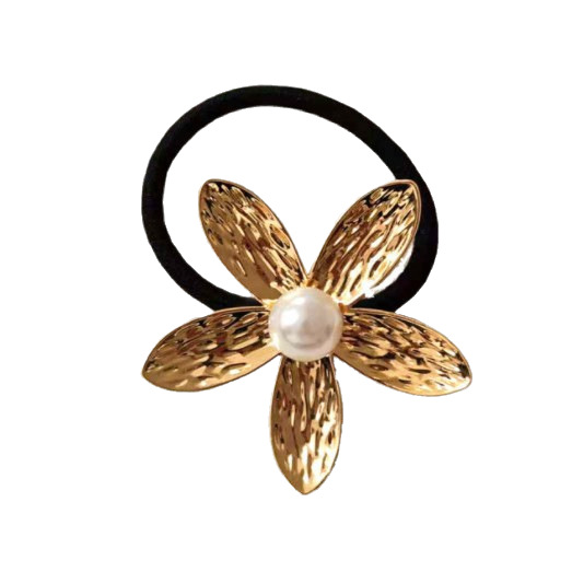 Minimalist and understated design, metallic gold hair tie, high-end hair band/hair tie