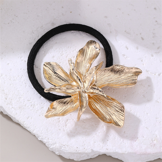 New hair accessory: simple floral and star hair tie, stylish high and low ponytail hair band with a minimalist and sophisticated feel.