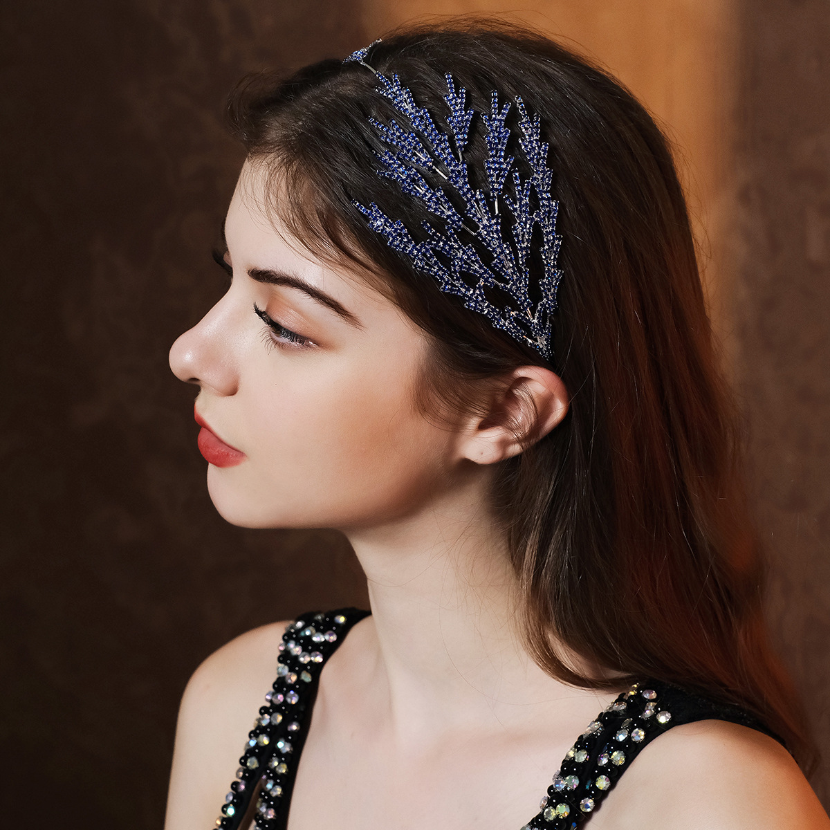 Bridal hair accessories, hair follicles, wedding party accessories, headbands, wide-brimmed, versatile, luxurious rhinestone headbands