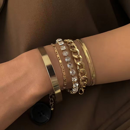 Punk-style, minimalist, and versatile bracelet set – geometric designs with diamond inlays, creating a cool and multi-layered look.