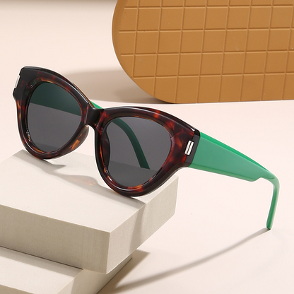 Stylish cat-eye sunglasses, new style, plain design, unique  style sunglasses with thick rims.
