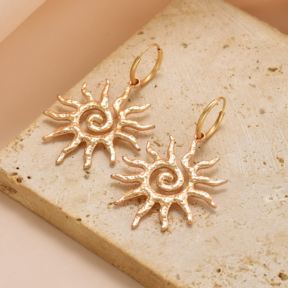 Wholesale sunflower earrings, European and   jewelry, women's light luxury niche high-end earrings, alloy accessories, new earrings