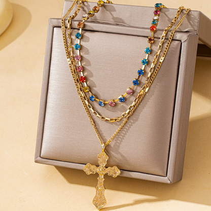Diamond-encrusted cross pendant, imitation crystal chain necklace, sweet and cool layered clavicle chain for women.
