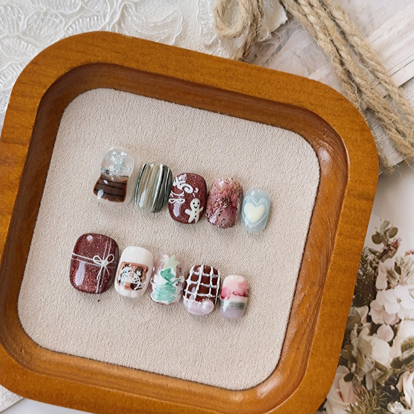 Christmas tree-patterned handmade nail art set