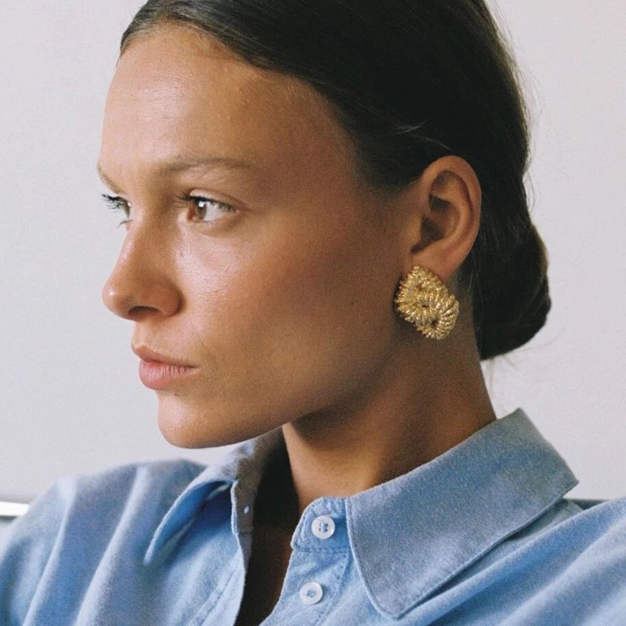 18K gold vintage earrings, antique ring with lava texture and geometric exaggerated design