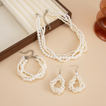 Retro fashion pearl necklace set with a simple, versatile geometric multi-layer collarbone chain.