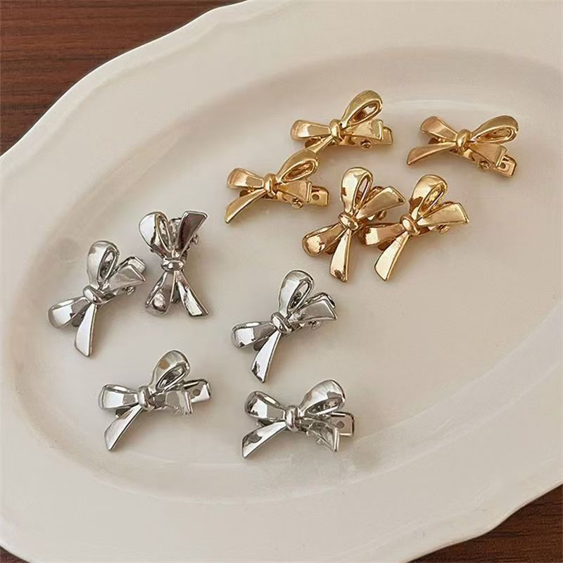 New style metal silver bow hair clip for women, side bangs hair clip, small duckbill clip hair accessory.