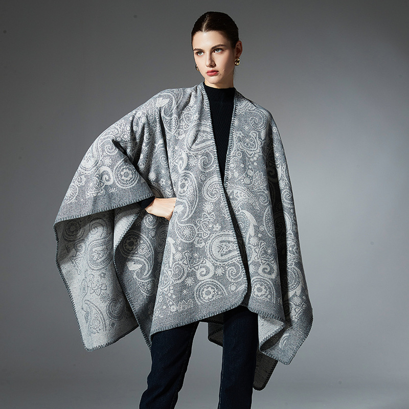 Knitted cashew-patterned woolen shawl with mixed materials