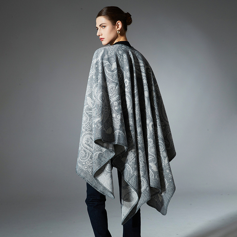 Knitted cashew-patterned woolen shawl with mixed materials